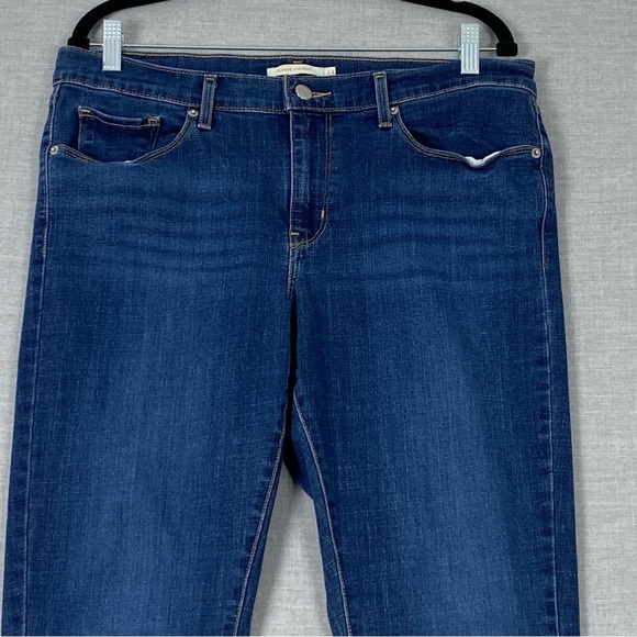 Levi's Classic Straight Blue Jeans Sz 14 - Picture 2 of 13